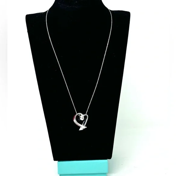 Authentic Tiffany &CO. Paloma Picasso Enamel Red Loving Heart Necklace. - Picture 3 of 16